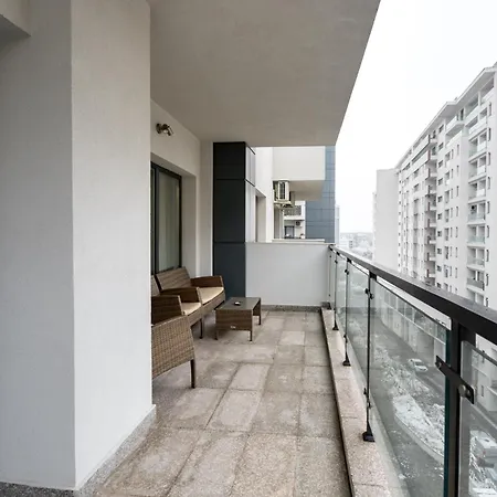 Bubble I Modern 1 Bedroom On Nerva Traian