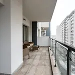 Bubble I Modern 1 Bedroom On Nerva Traian