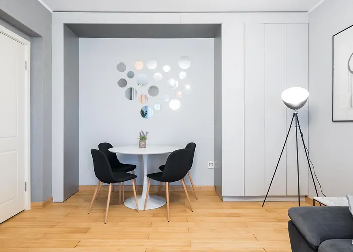 Bubble I Modern 1 Bedroom On Nerva Traian Apartment